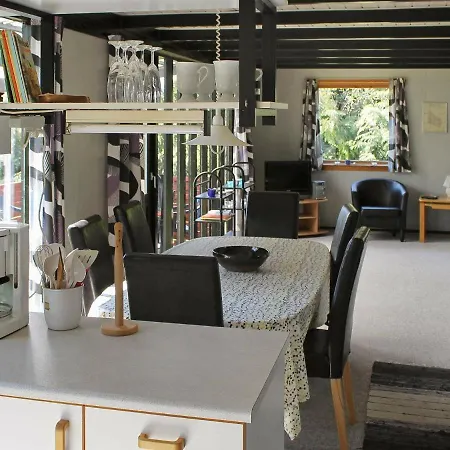 Дом отдыха Two-bedroom Holiday In Ronne 3
