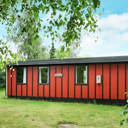 Two-bedroom Holiday In Ronne 3 *
